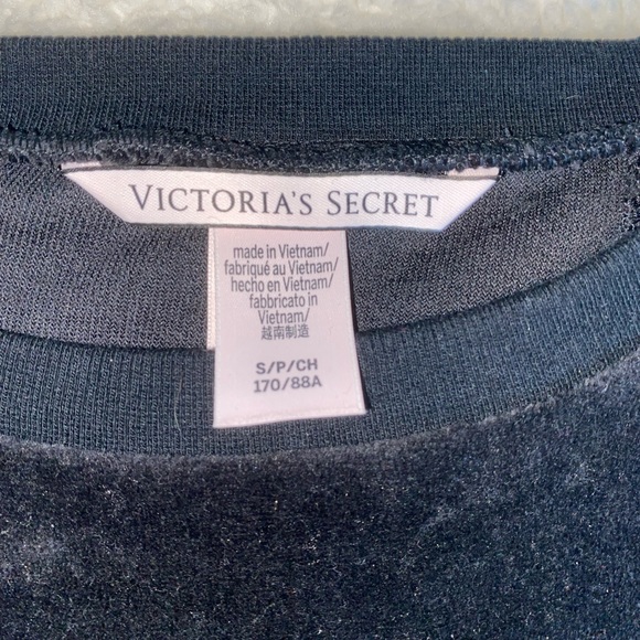 VS Velour Sweatshirt with a Open Black - Picture 3 of 7